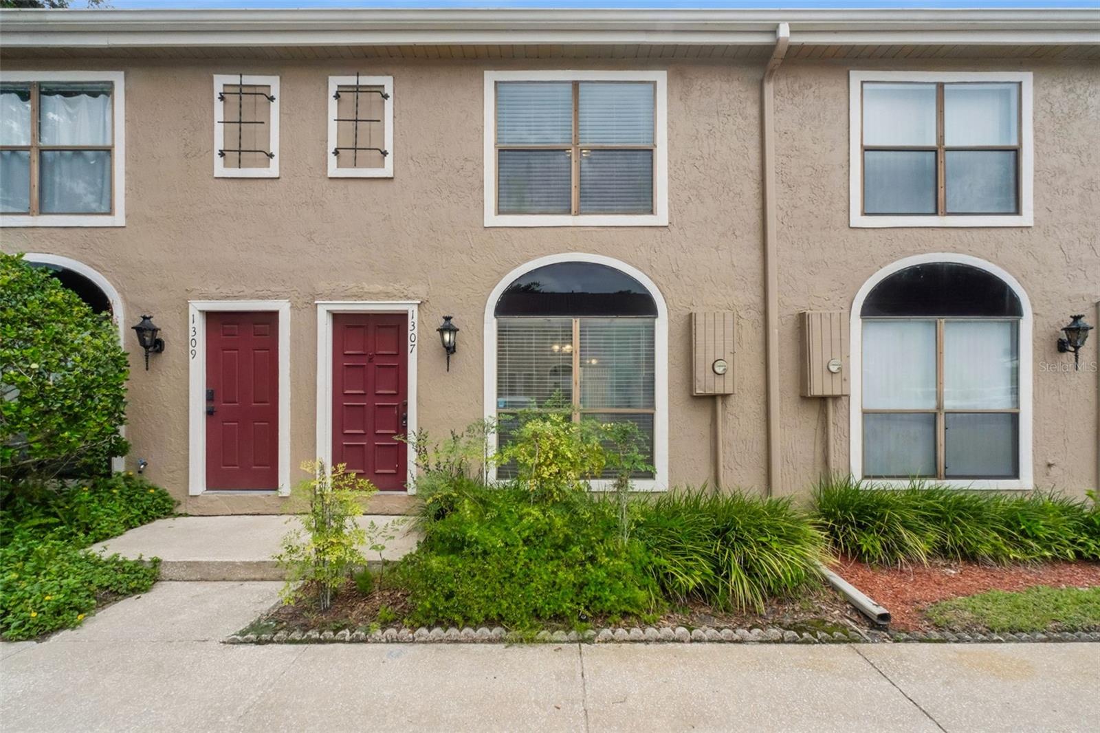 1307 Park Villa Place — photo