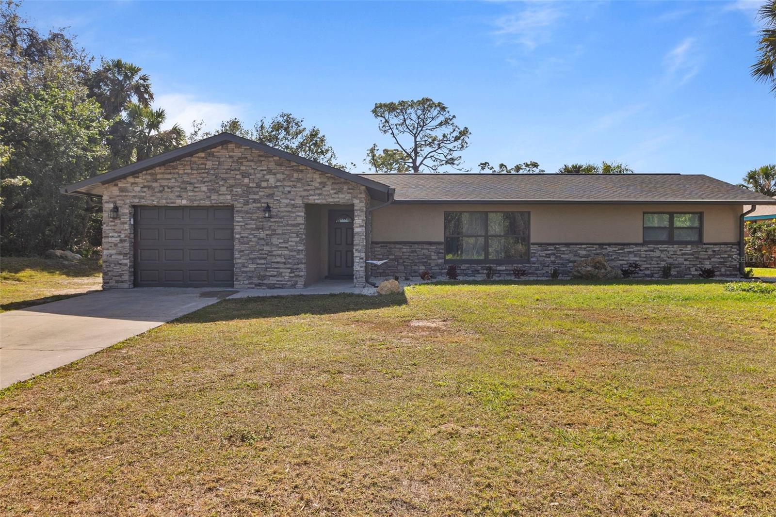 20495 Albury Drive — photo