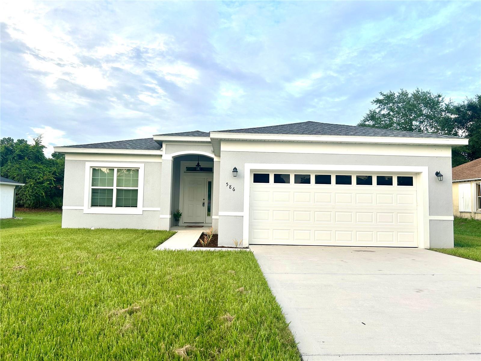 586 Geraldine Drive — photo