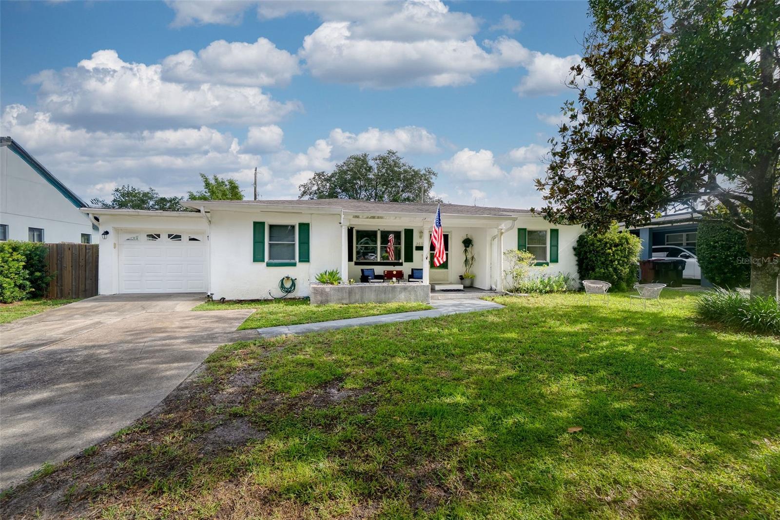 3611 Bobolink Lane — photo