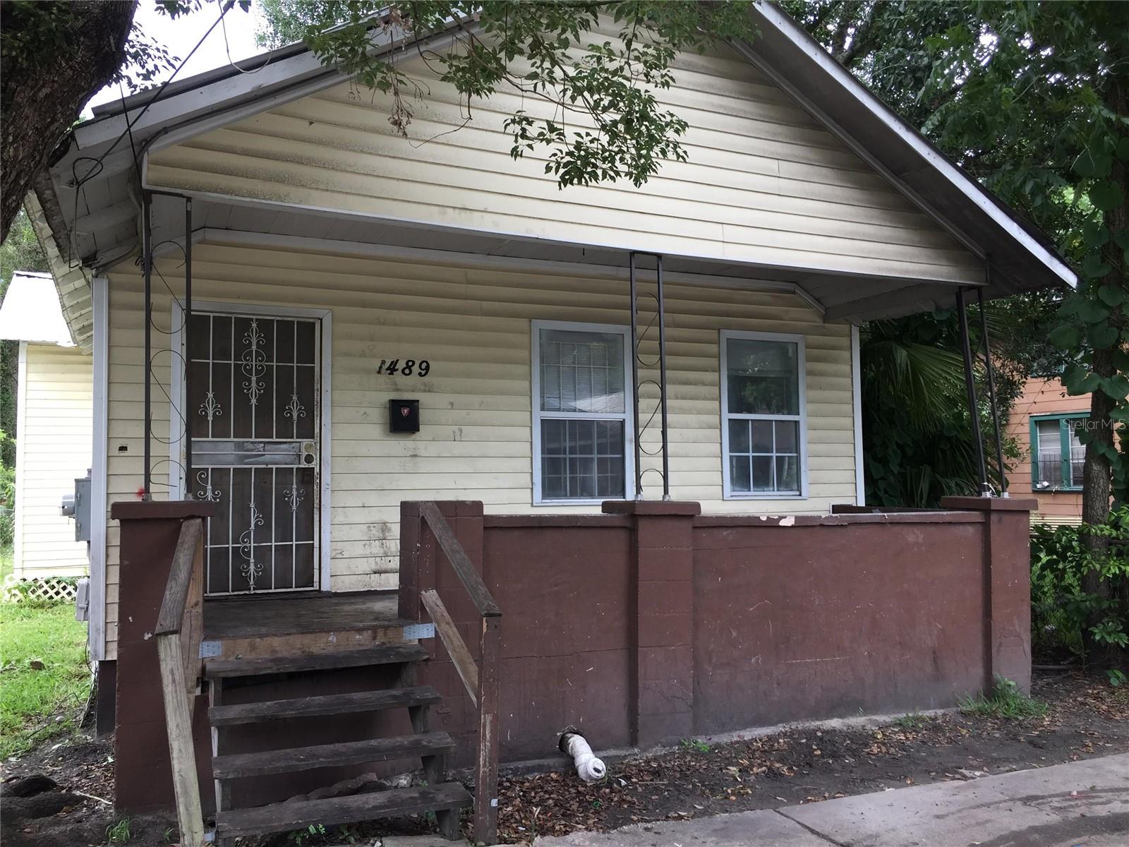 1489 Grothe Street — photo