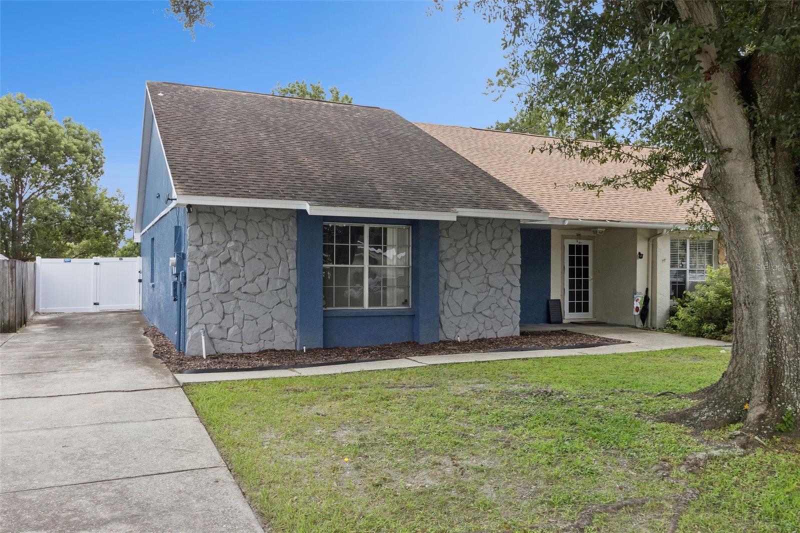 3244 Laurel Dale Drive — photo