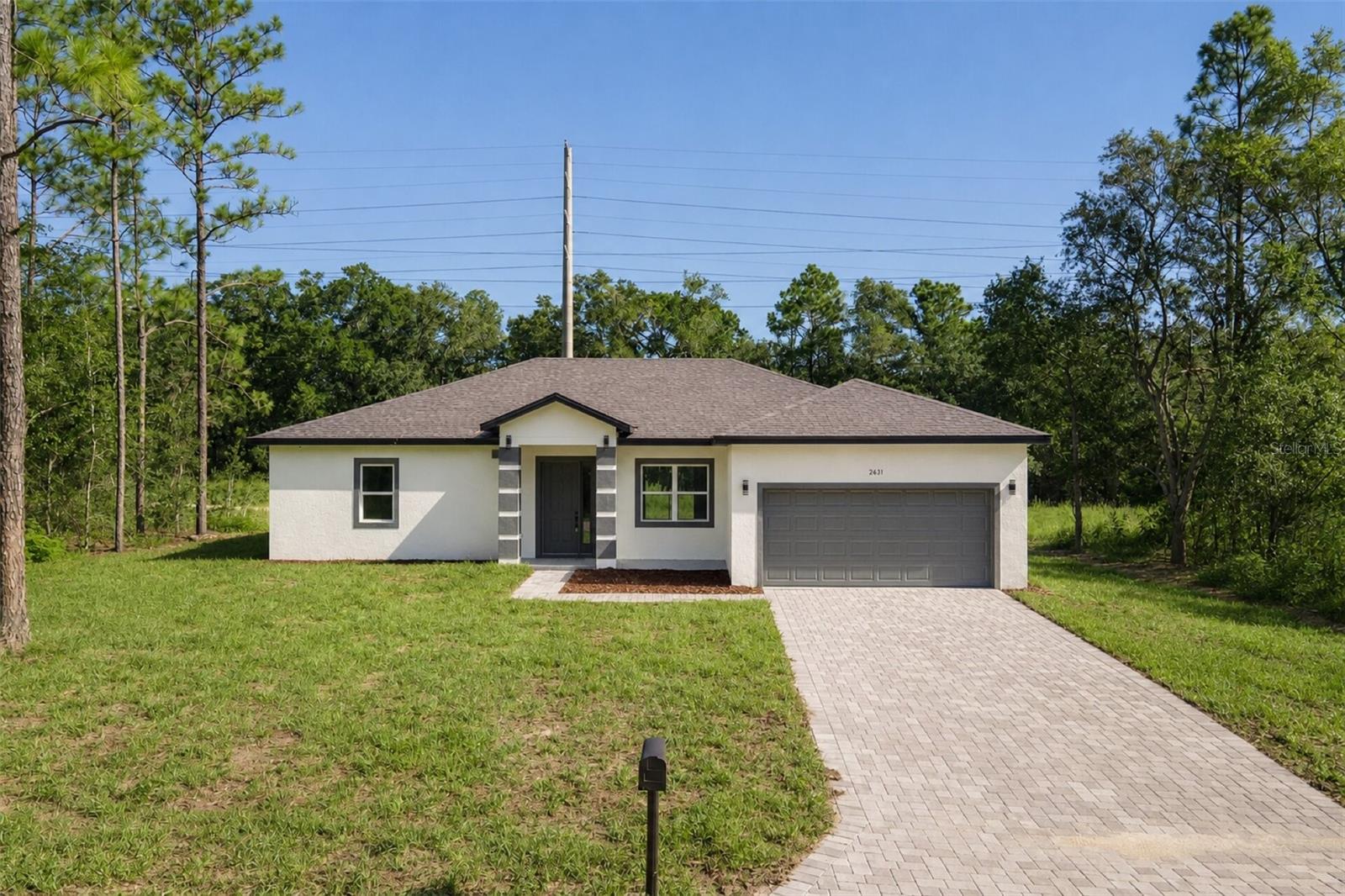 2631 W Royal Palm Drive — photo