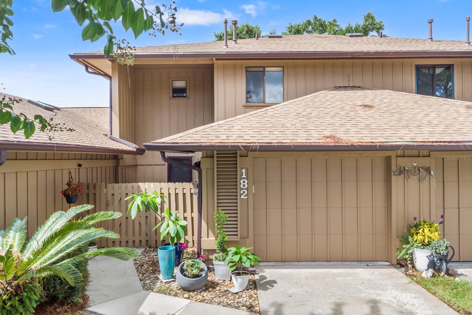 182 Heron Bay Circle — photo