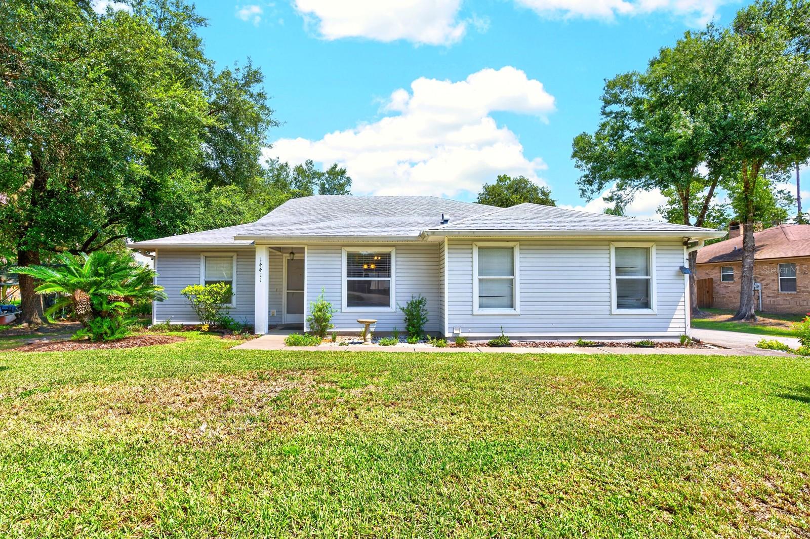 14411 Desilu Drive — photo