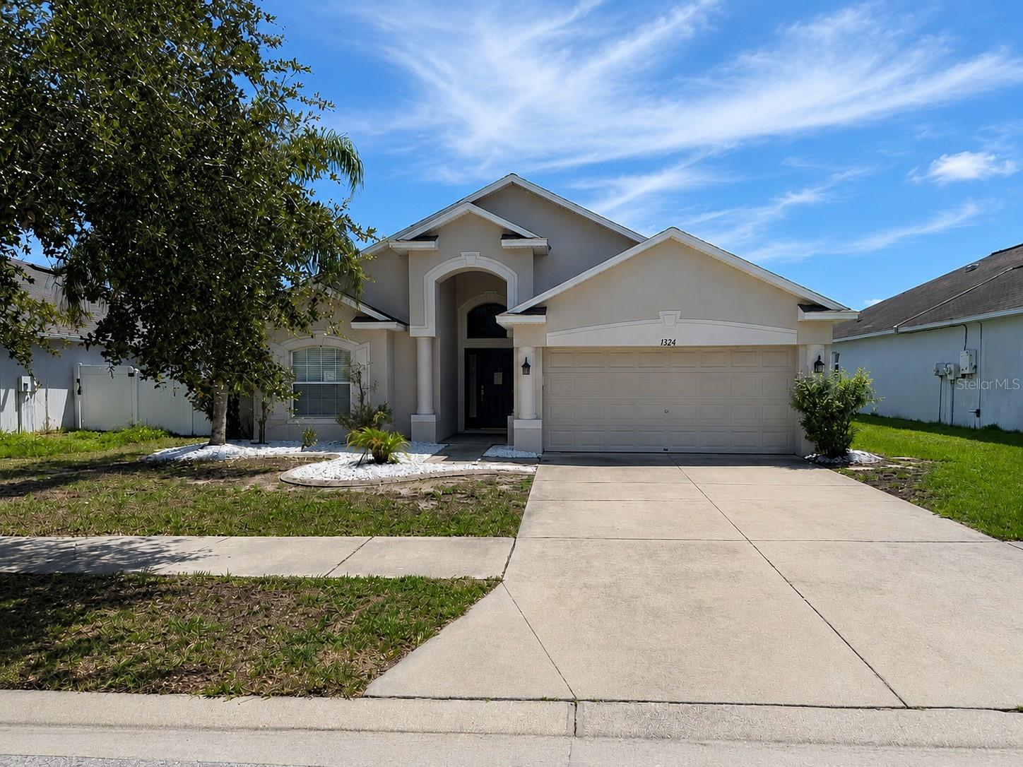 2242 Colville Chase Drive — photo