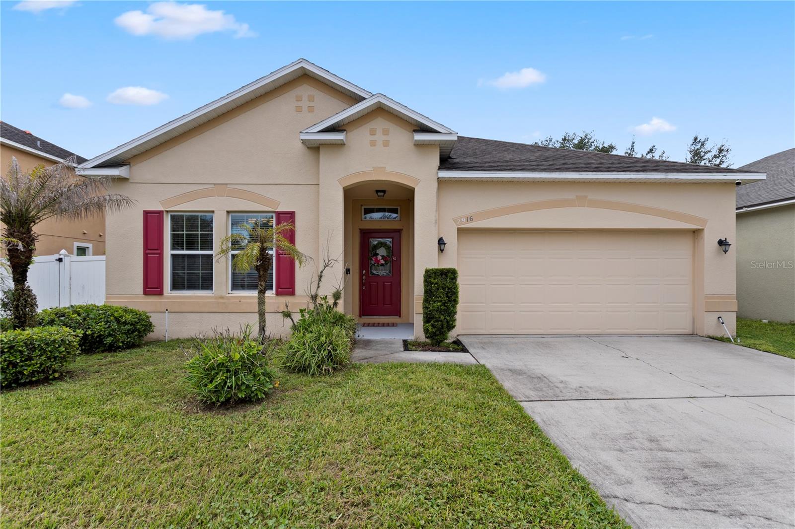 2916 Moonstone Bend — photo