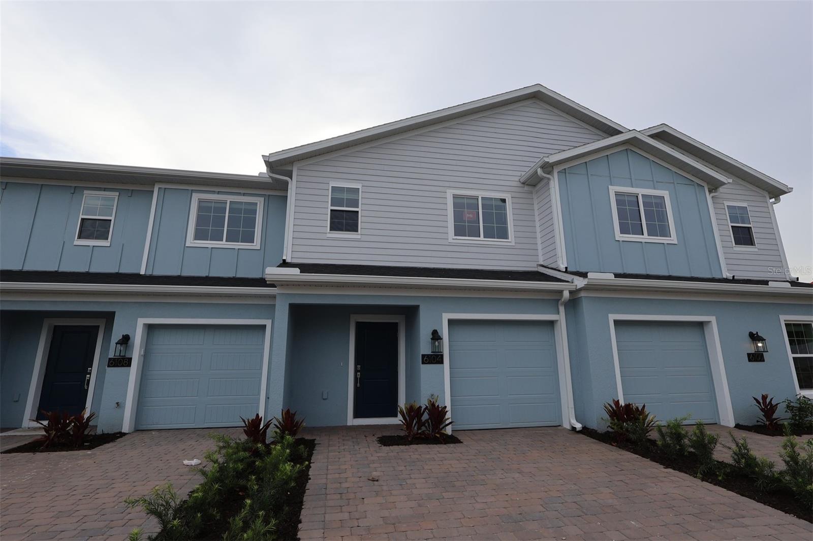 6104 Fellow Wagon Way — photo