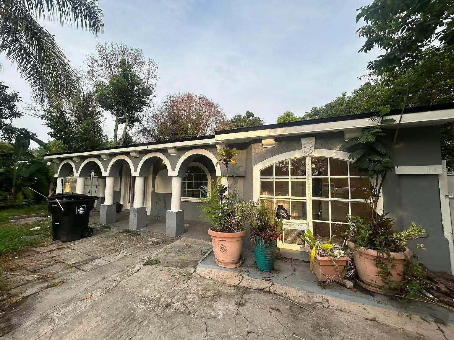 706 Thalia Drive — photo