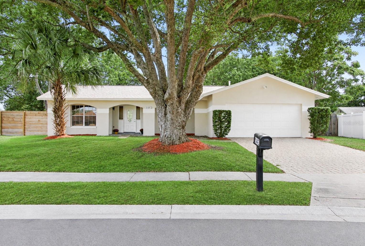 1442 Canterbury Circle — photo
