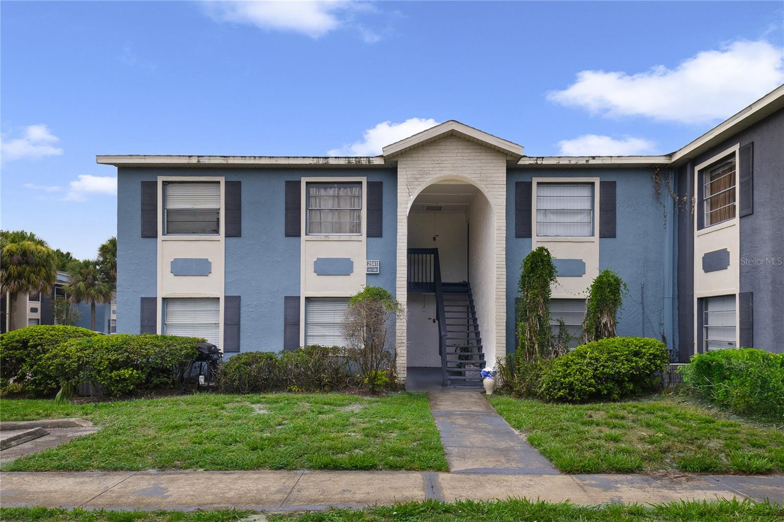 2541 N Alafaya Trail 77 — photo