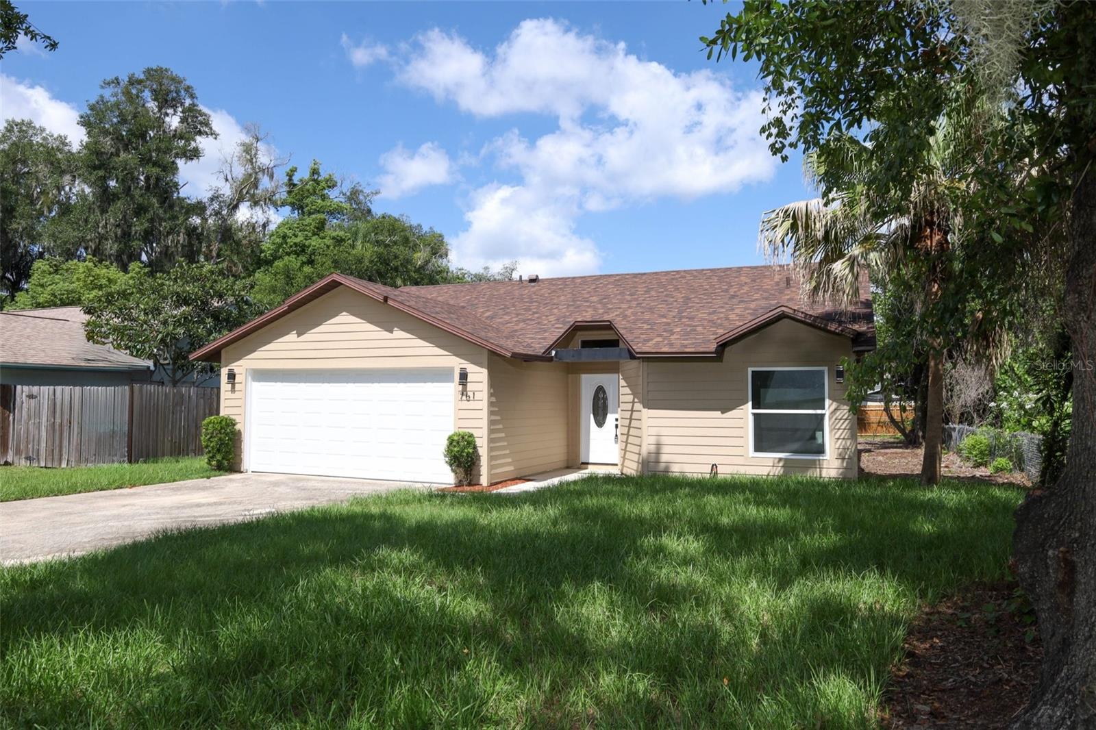 761 Robinhood Drive — photo