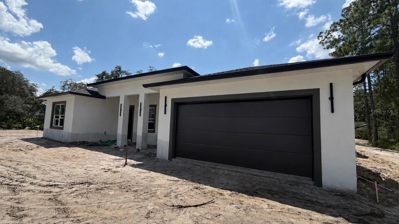 40401 Royal Trails Road — photo
