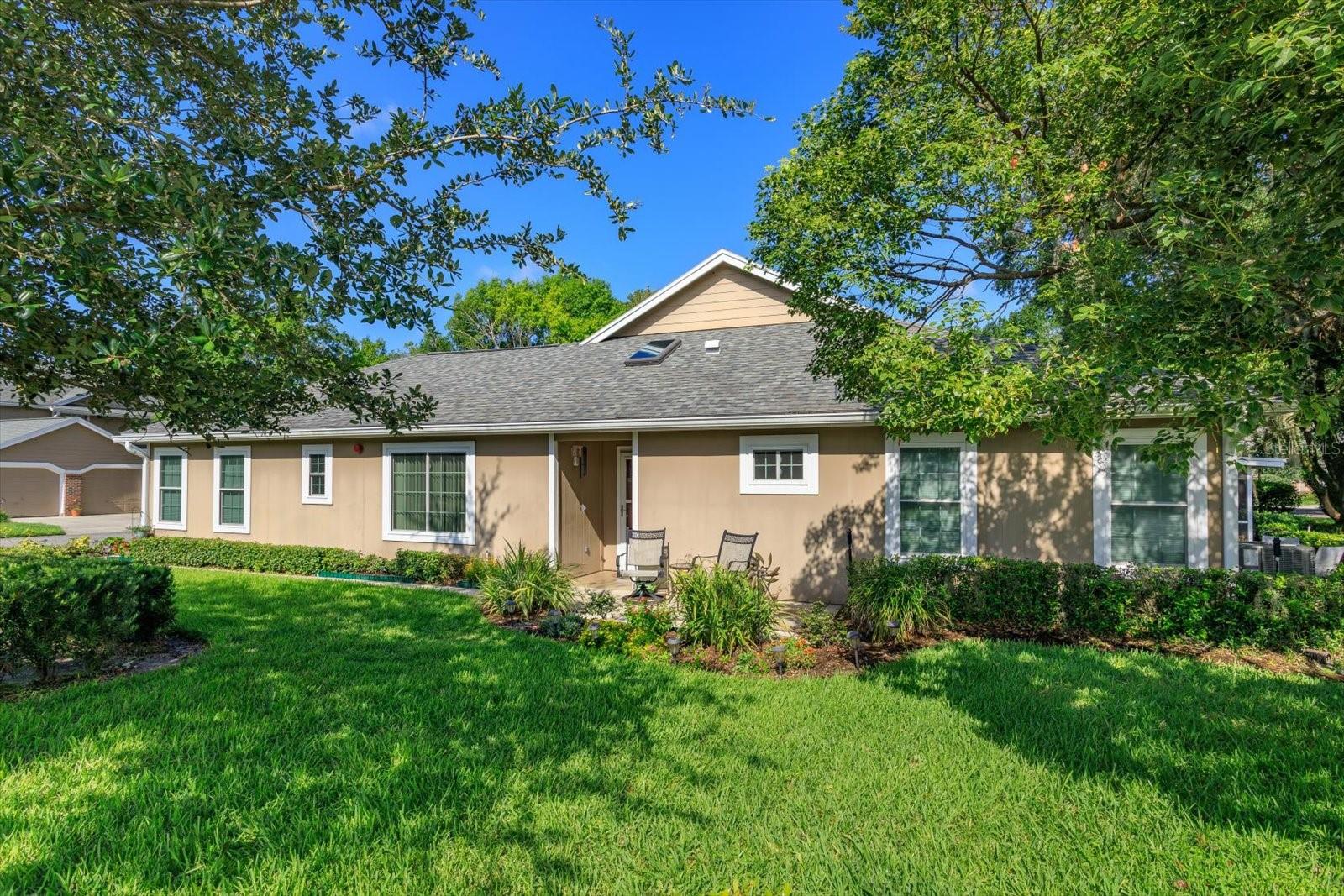 678 Scarlet Oak Circle 114 — photo