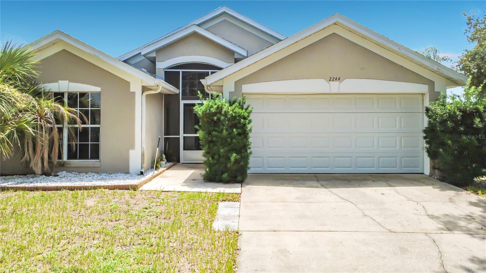 2244 Mallory Circle — photo