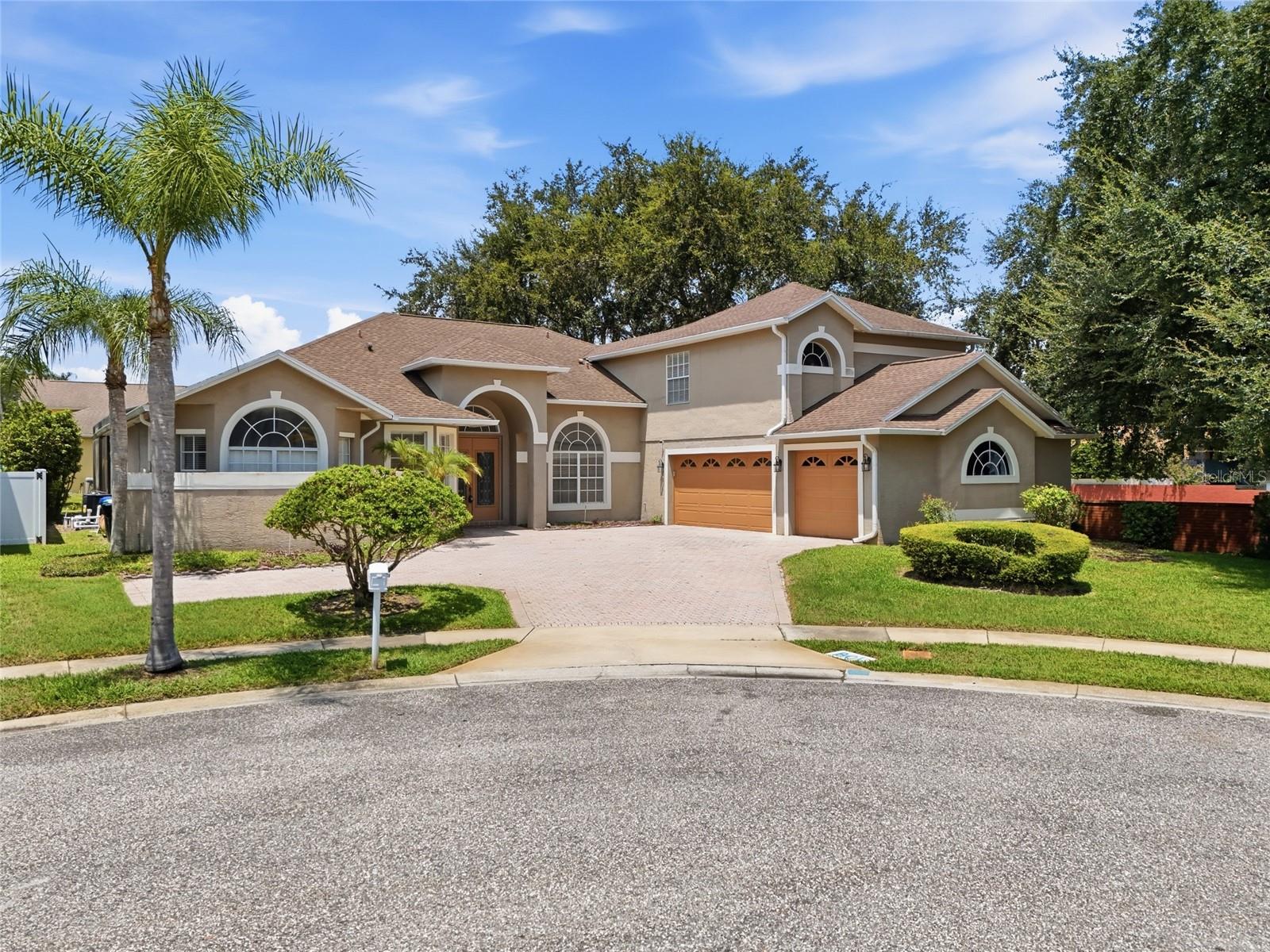 10008 Canopy Tree Court — photo