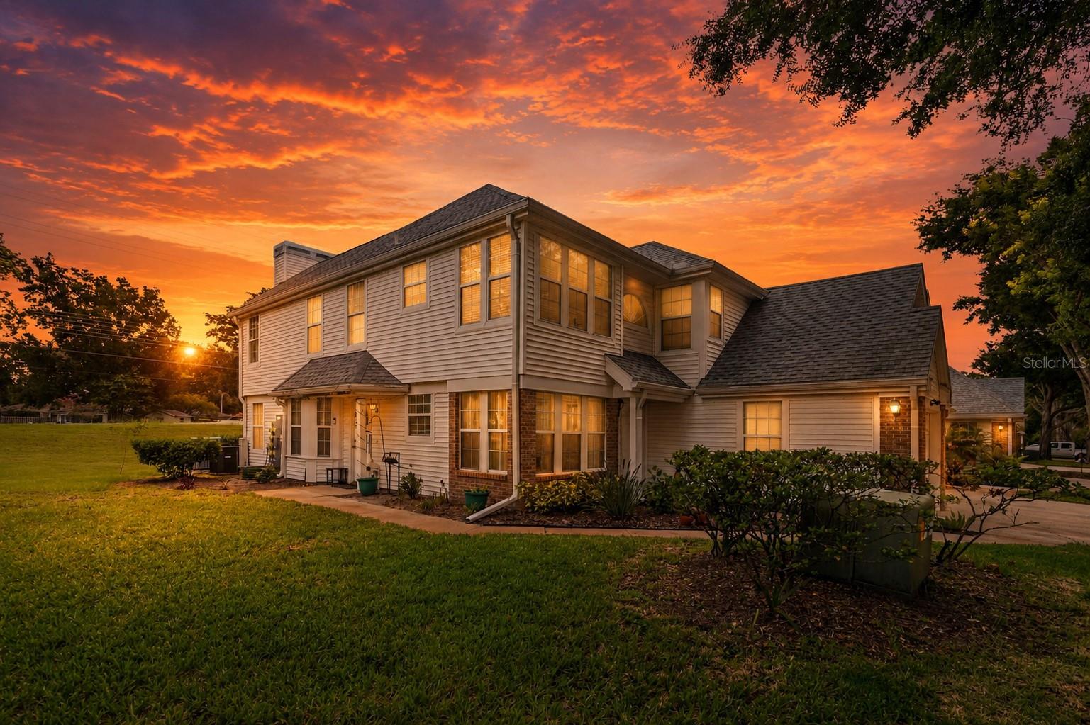 4807 Coachmans Drive 2402 — photo