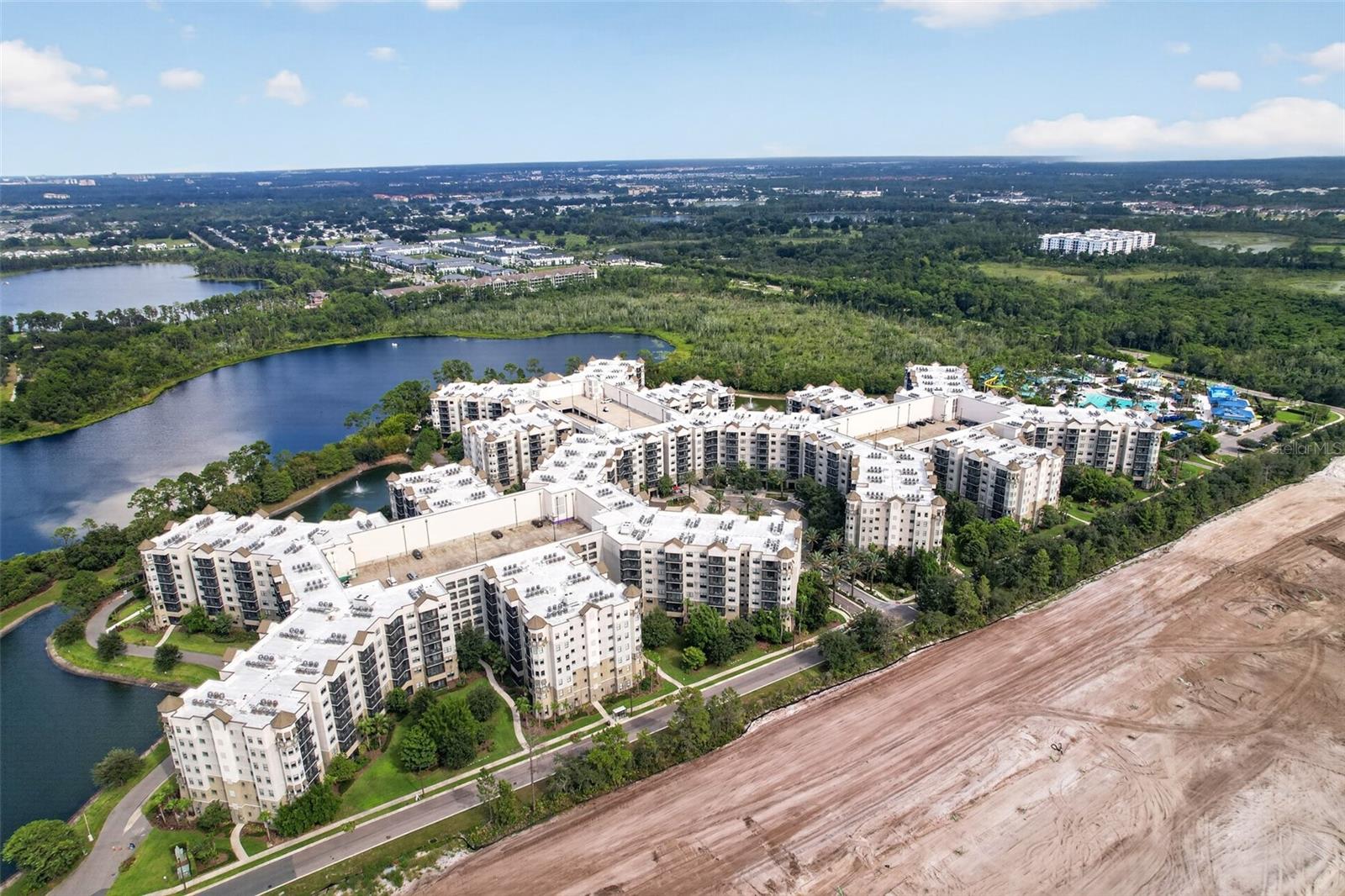 14501 Grove Resort Avenue 3438 — photo