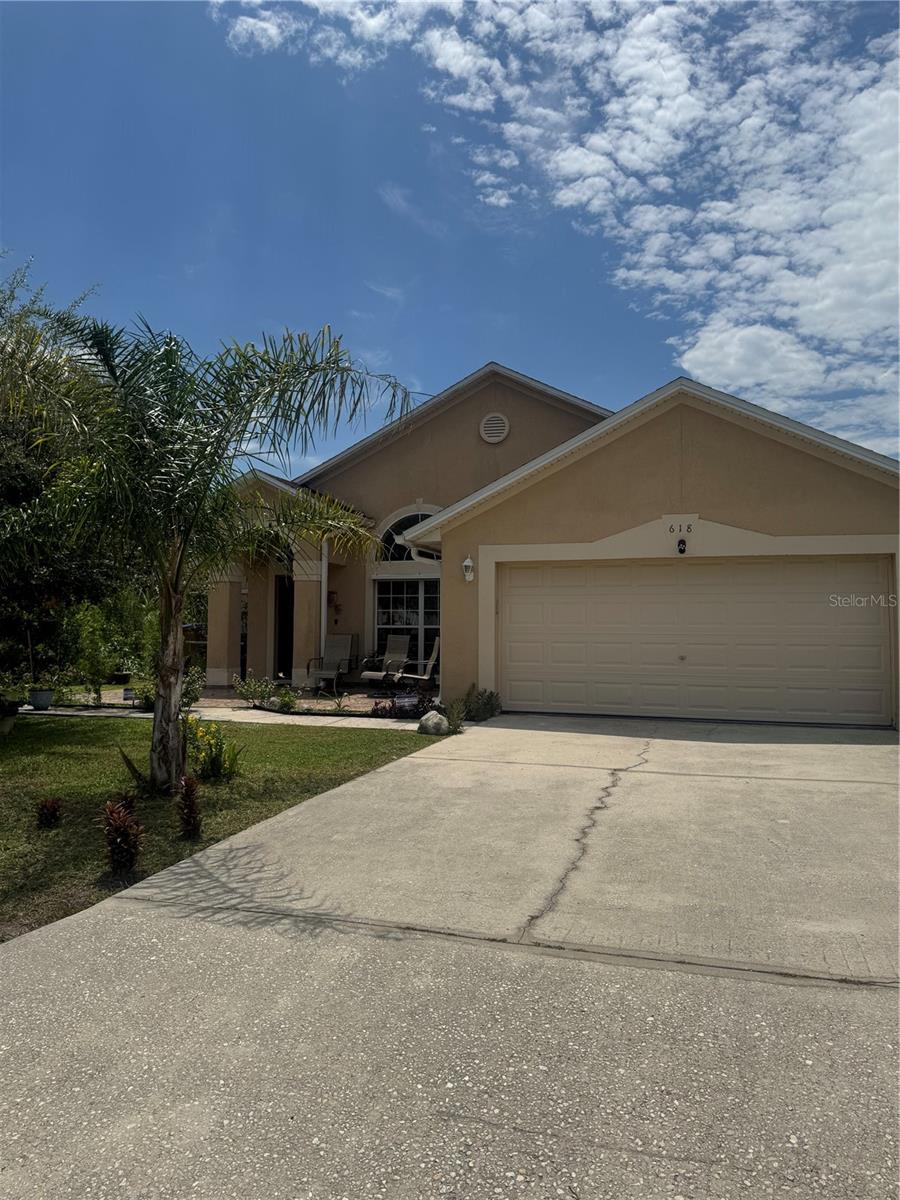618 Madrid Drive — photo