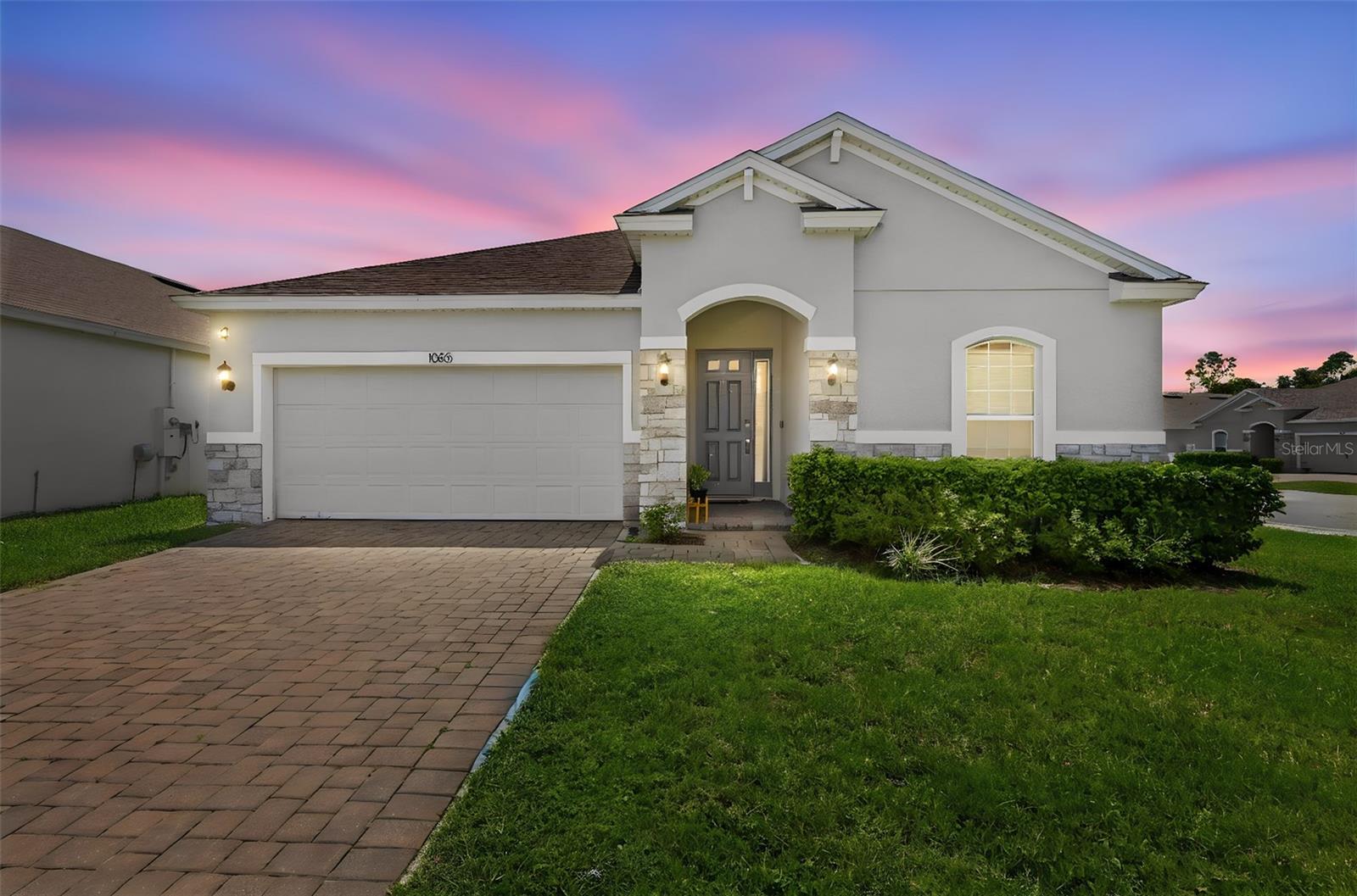 1065 Chelan Falls Drive — photo