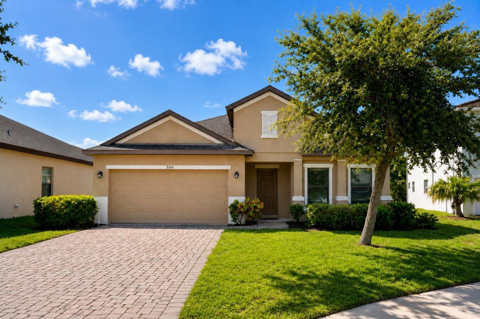 5343 Radiance Court — photo