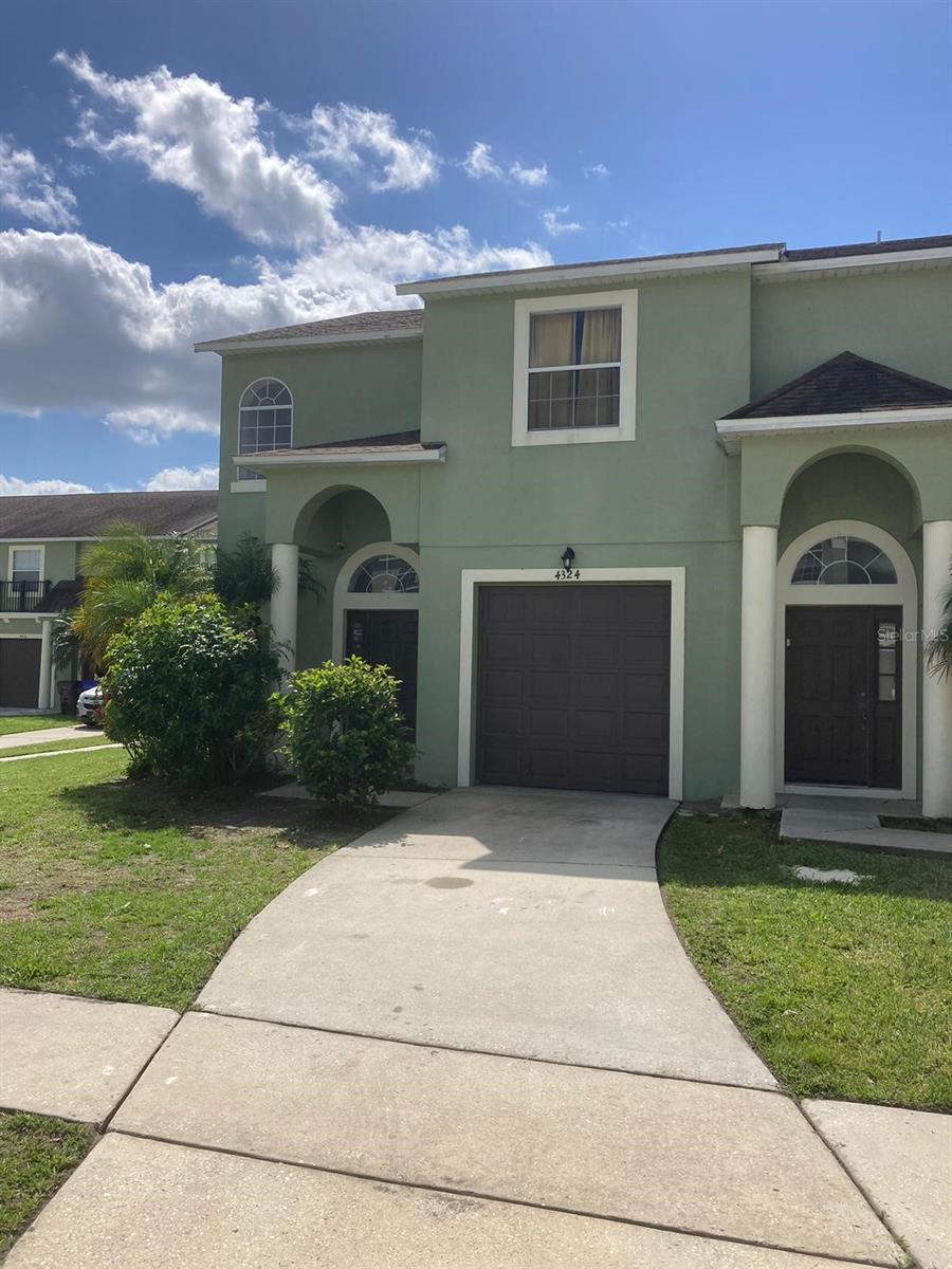 Home in KISSIMMEE, FL 34746 — photo 2