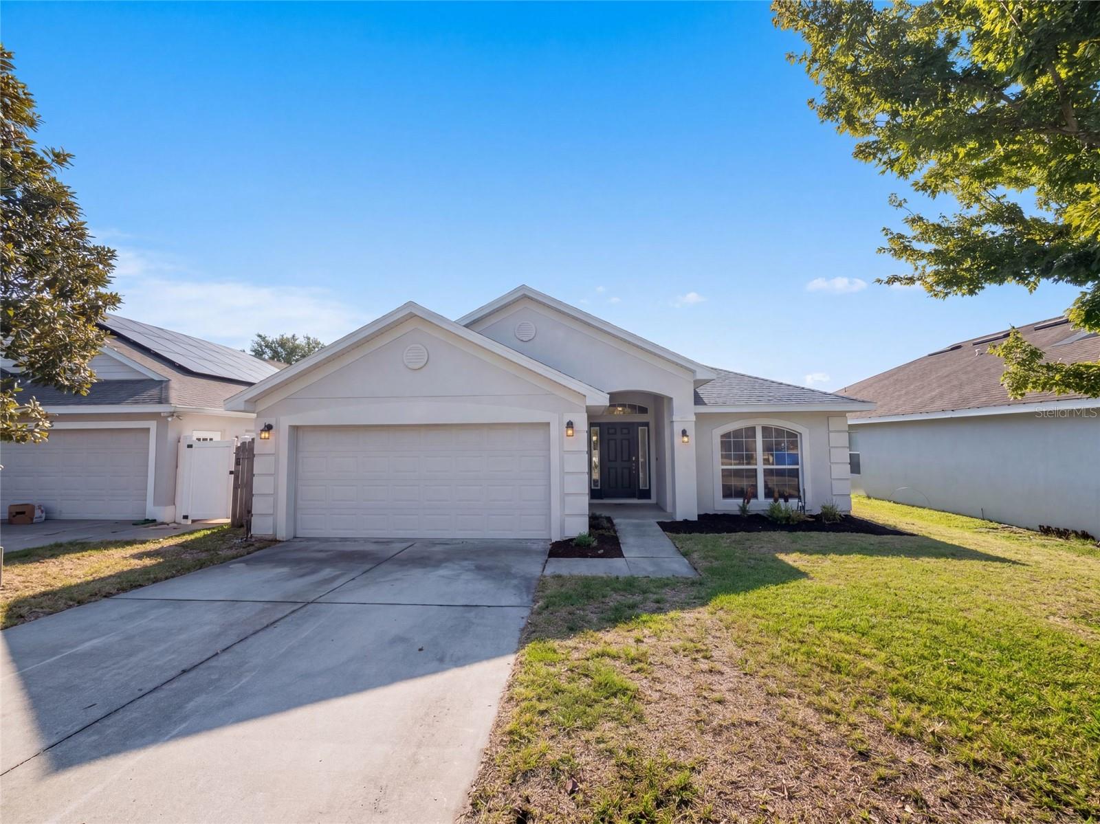 1229 Longville Circle — photo