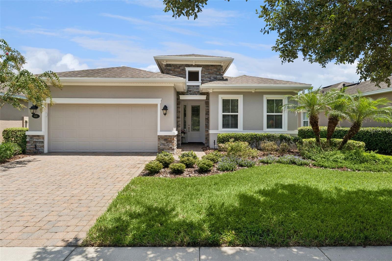 1649 Victoria Gardens Drive — photo