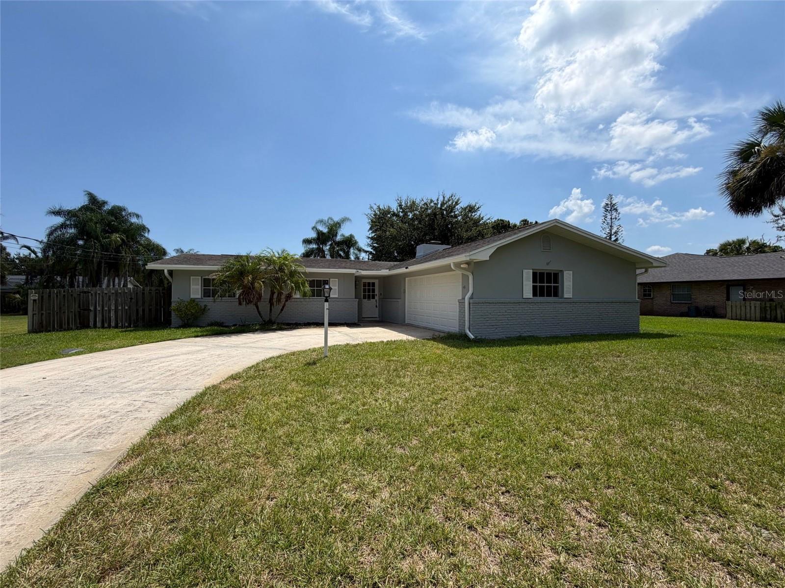 2617 S Fairway Drive — photo