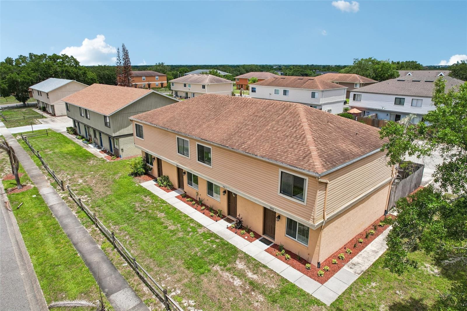 12061 Tift Circle — photo