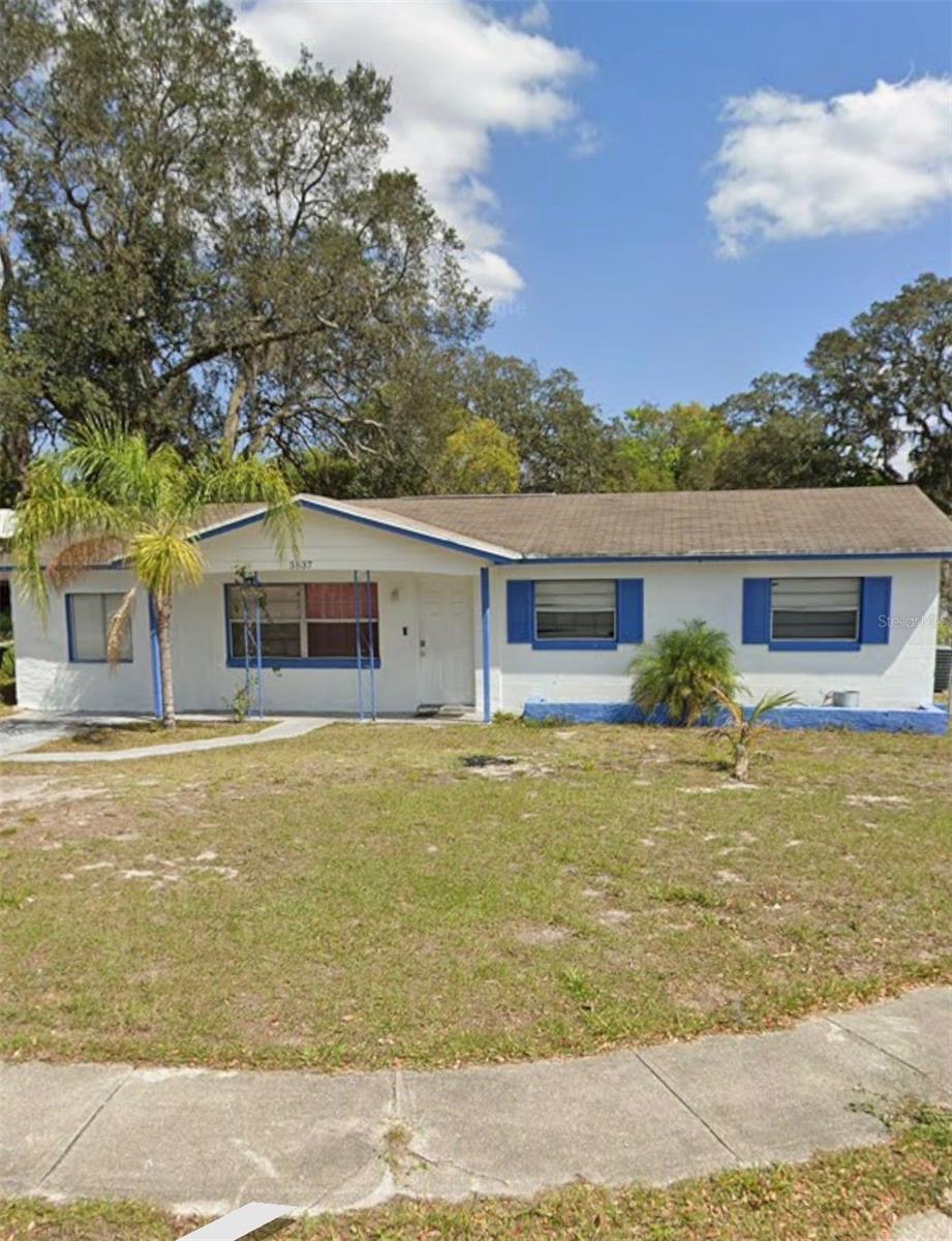 3637 Chalet Court — photo