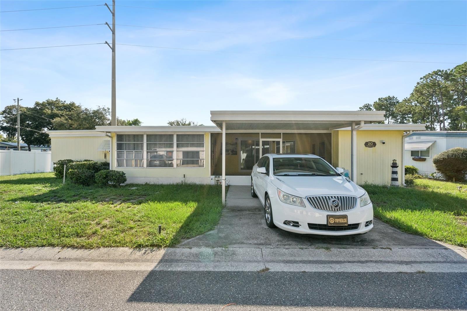 20 Hawaiian Way — photo