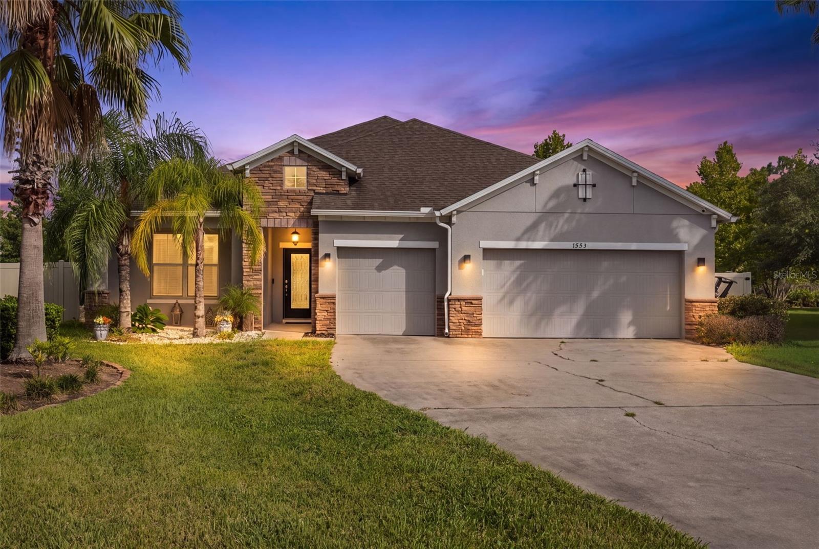 1553 Pine Marsh Loop — photo