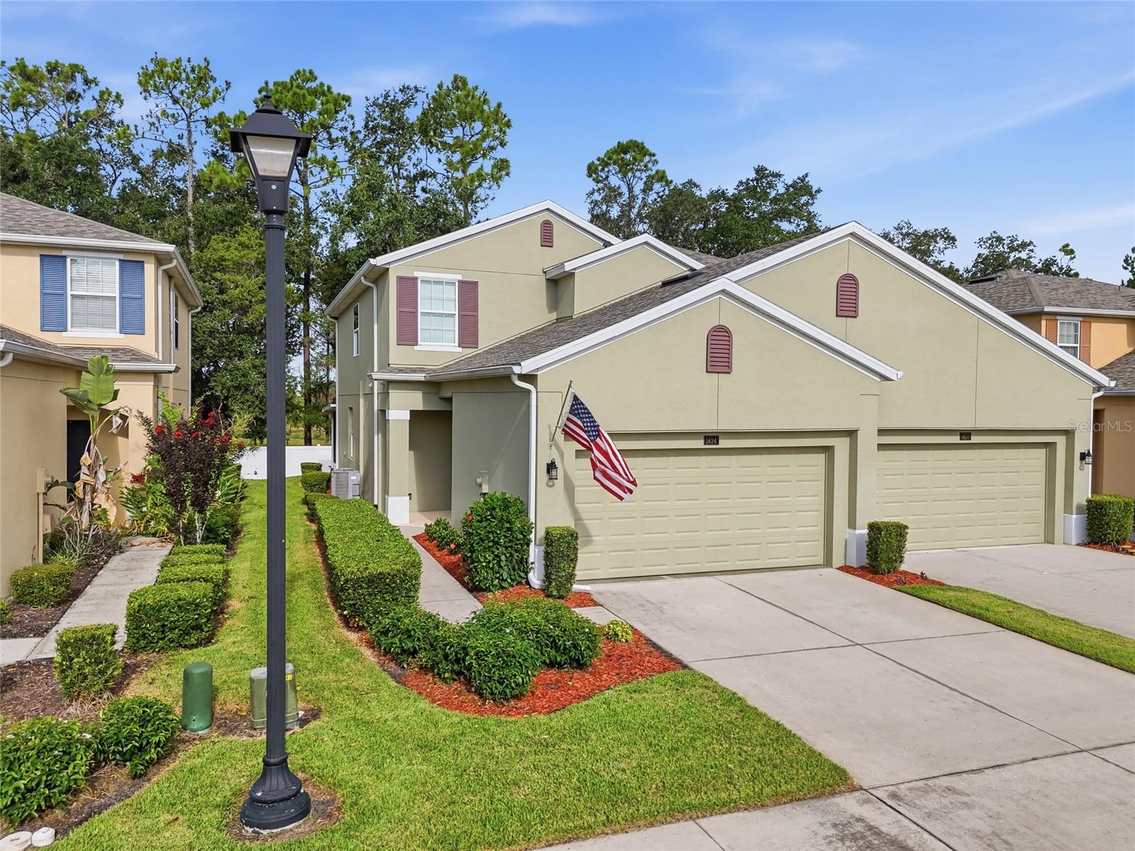1424 Scarlet Oak Loop — photo
