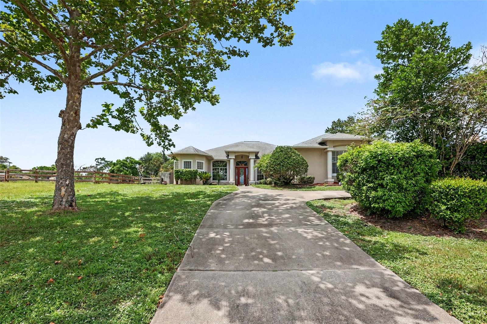 3724 S Ridge Circle — photo