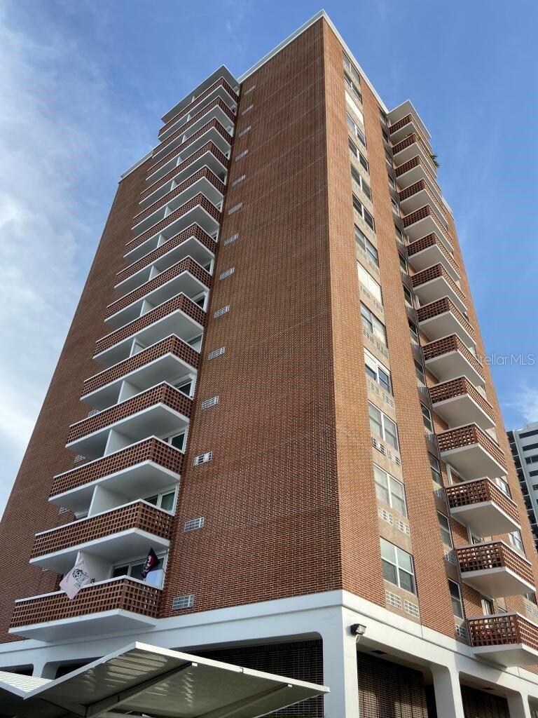 4015 Bayshore 17a — photo
