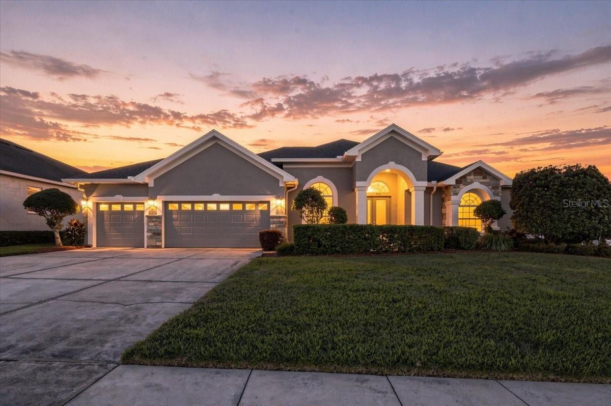 230 Lake Arietta Court — photo