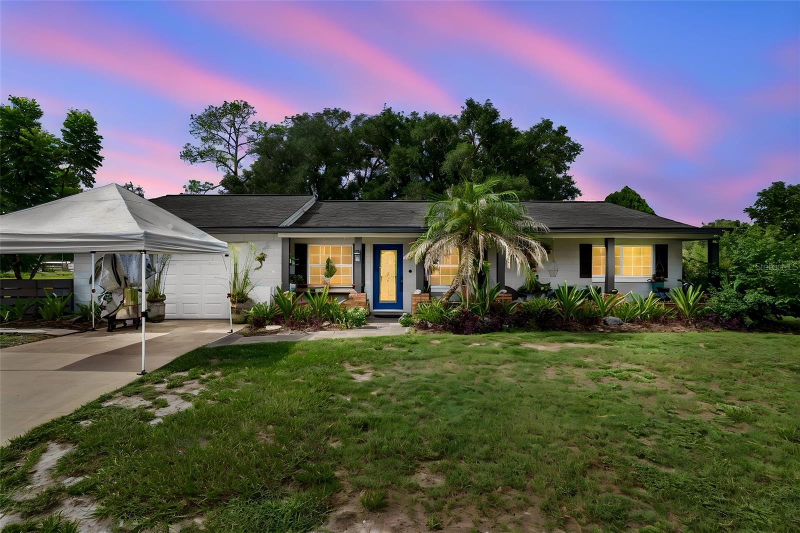 22 Fairway Drive — photo