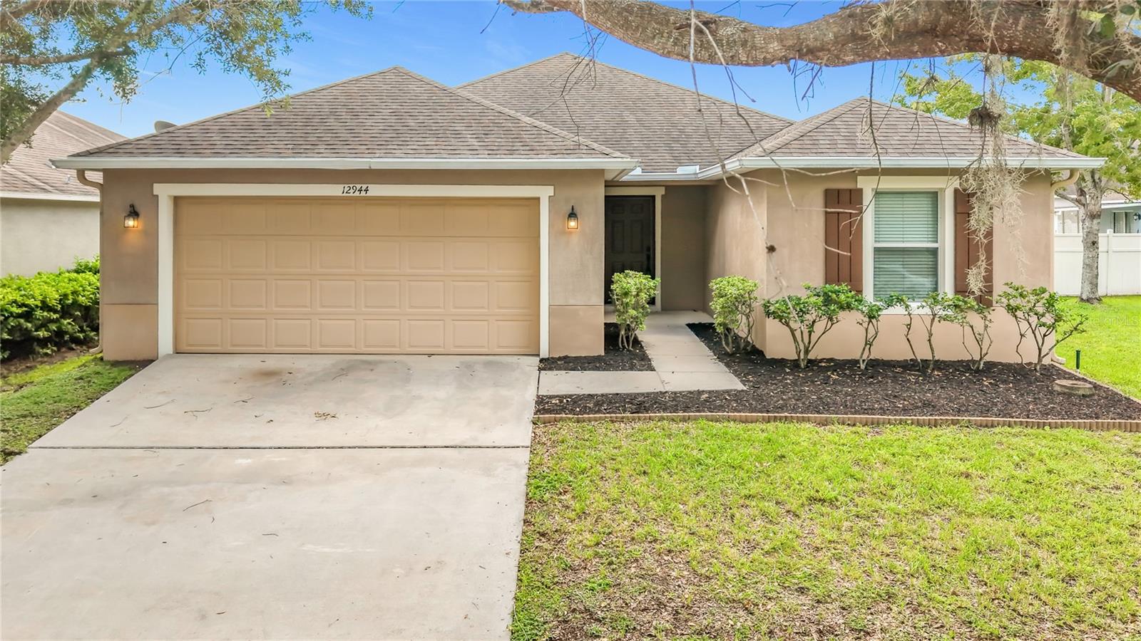 12944 Boggy Pointe Drive — photo