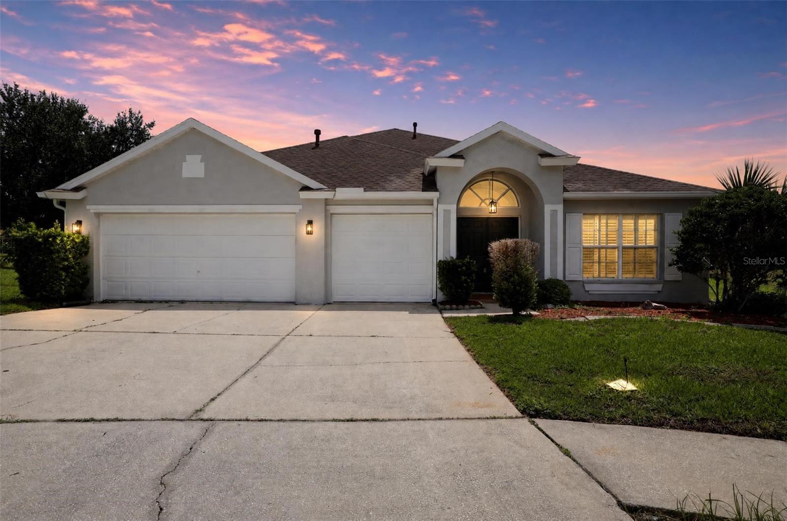 1321 Riverfield Court — photo