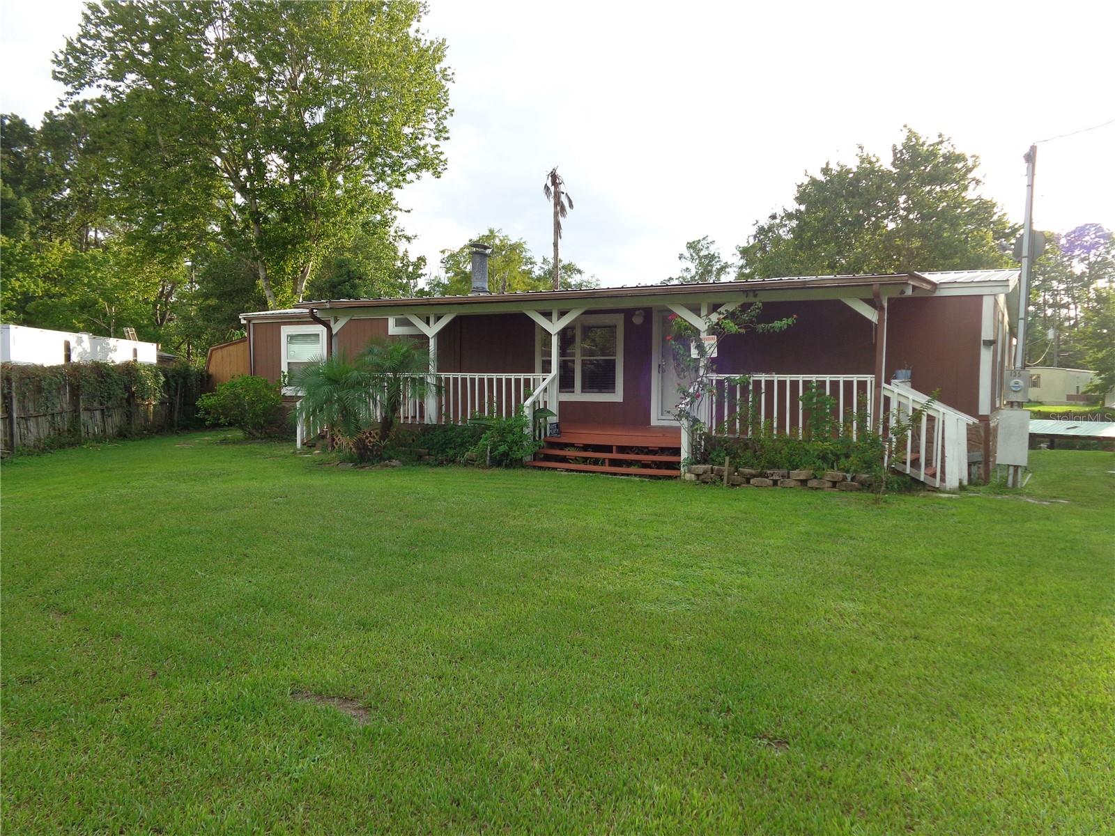 135 Sportsman Road — photo