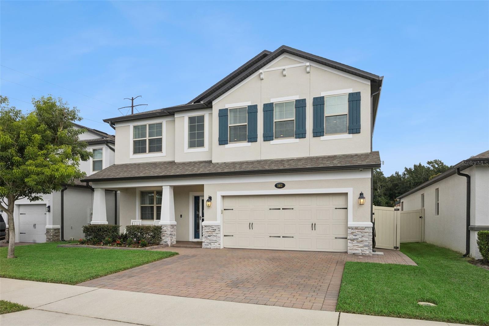162 Blue Flax Point — photo