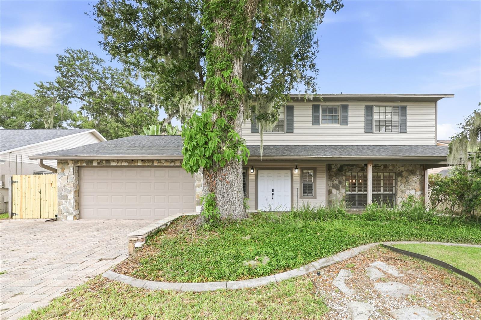 1010 Mallow Way — photo