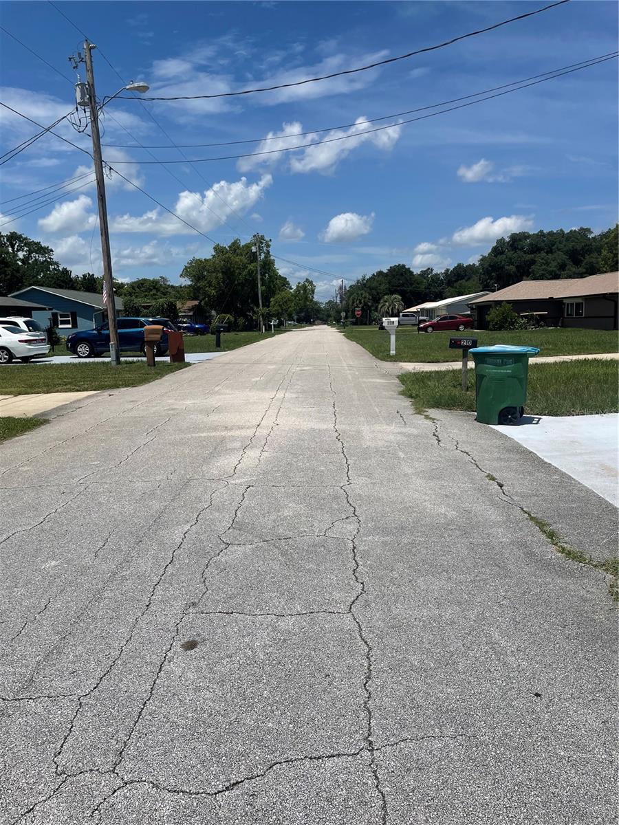 Home in DEBARY, FL 32713 — photo 2