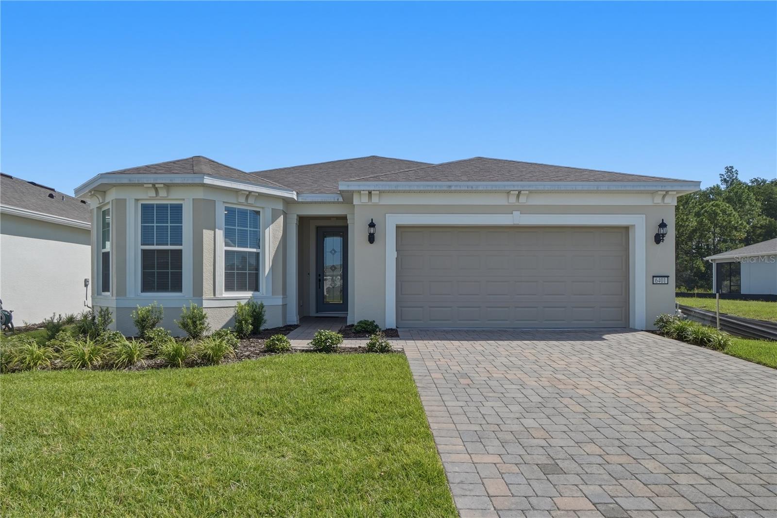 6401 White Willow Court — photo