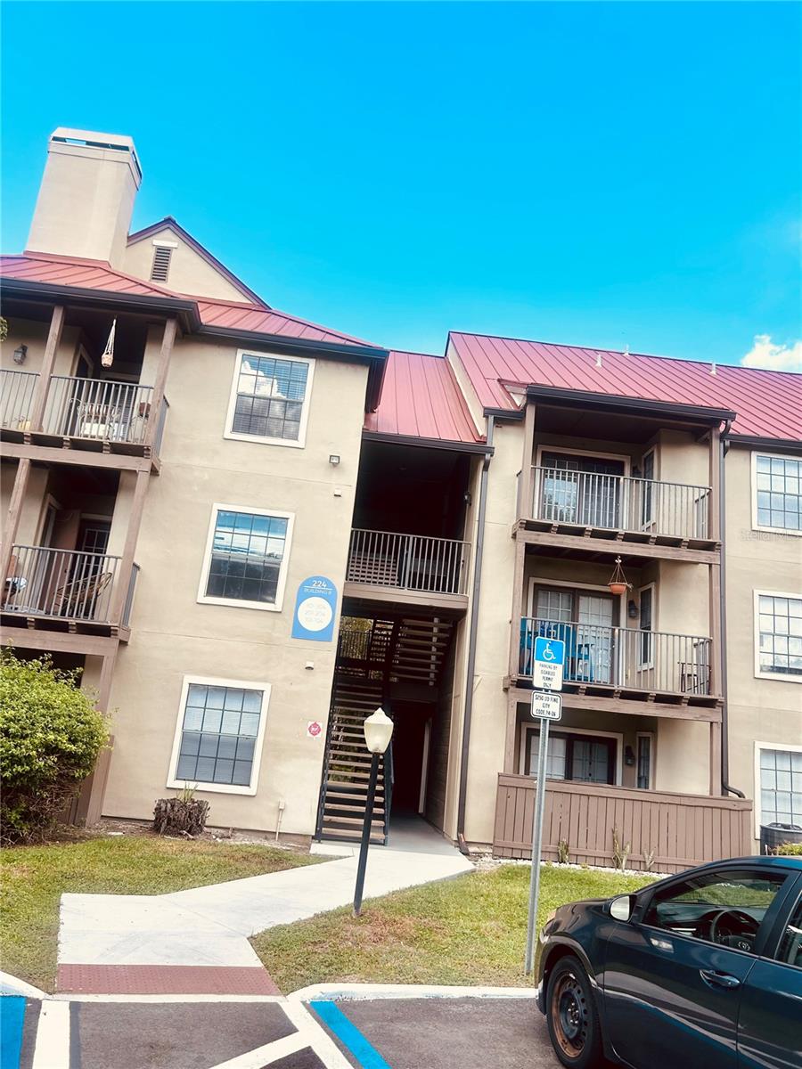 224 Afton Square 203 — photo
