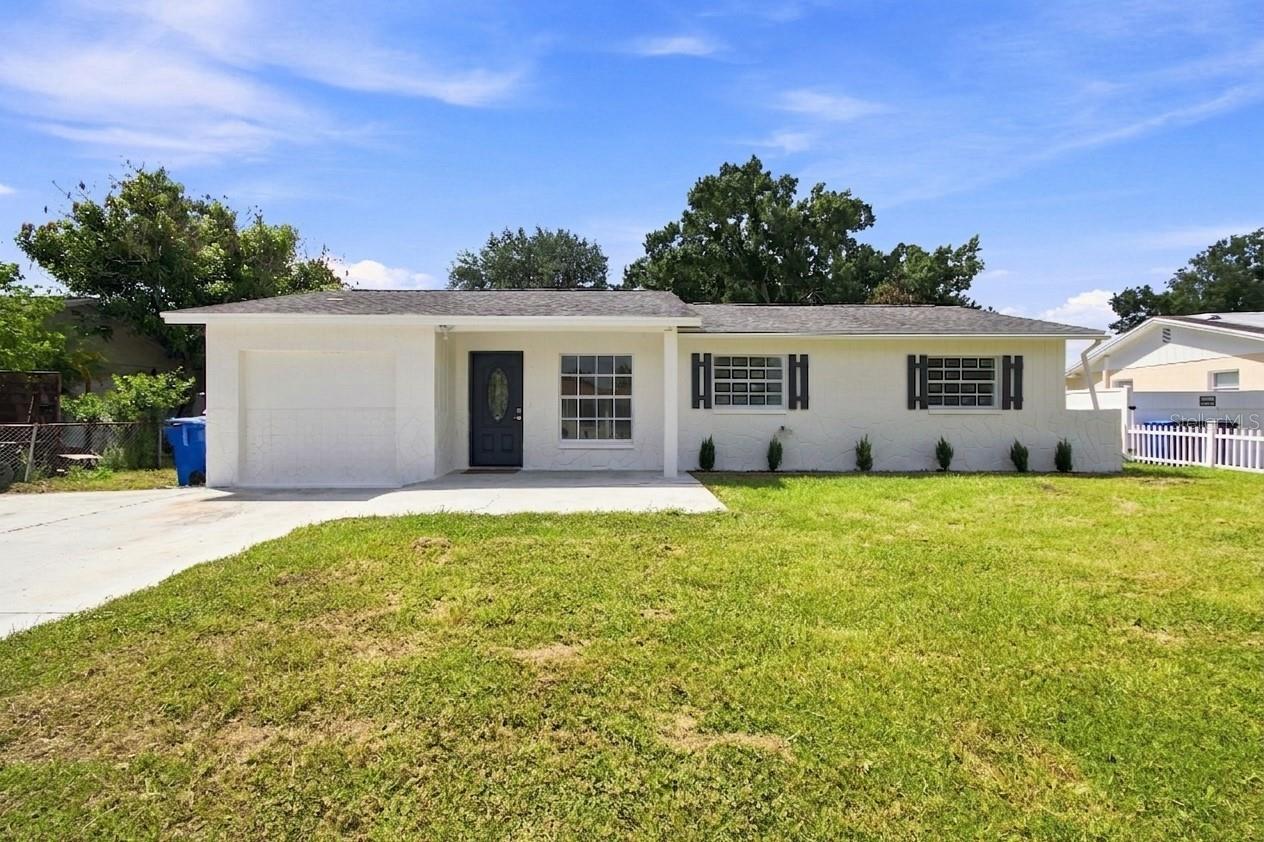 1719 Julian Ln — photo