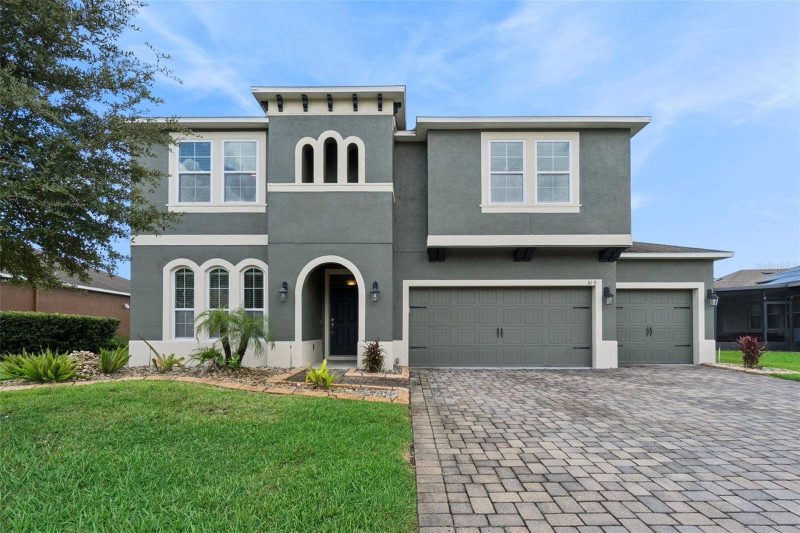 310 Brunswick Drive — photo