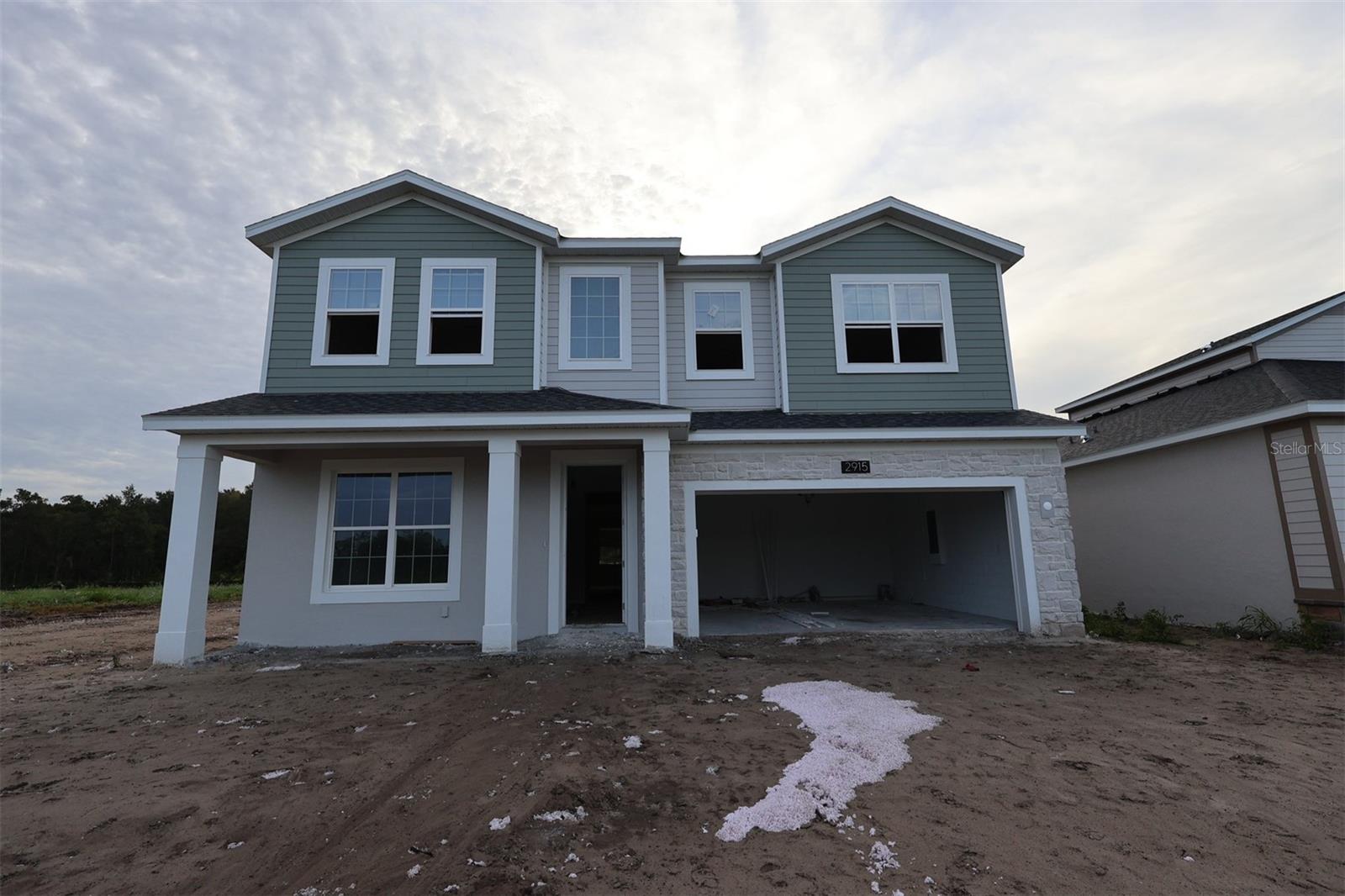 2915 Sweetgrass Lane — photo