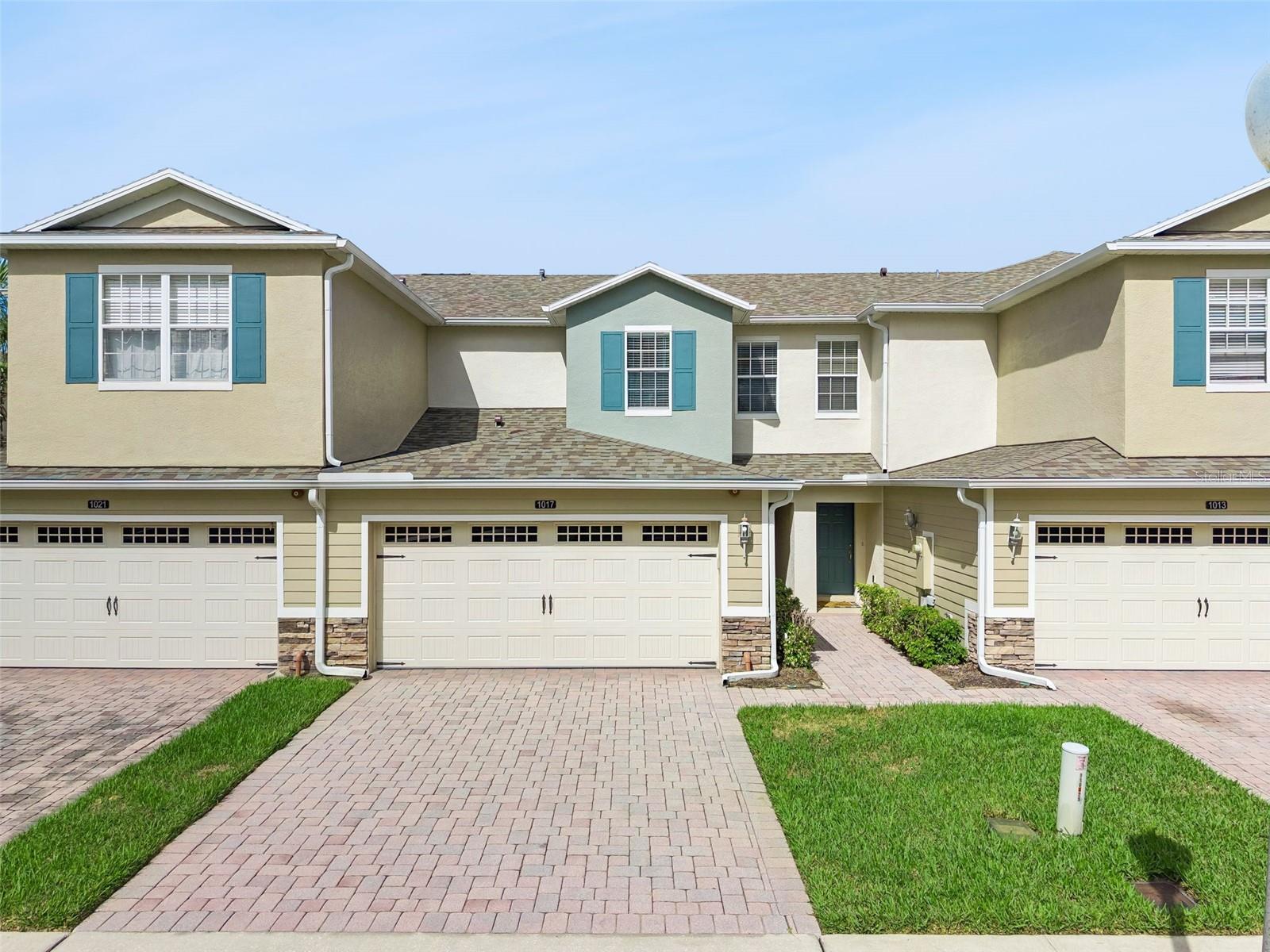 1017 Priory Circle — photo